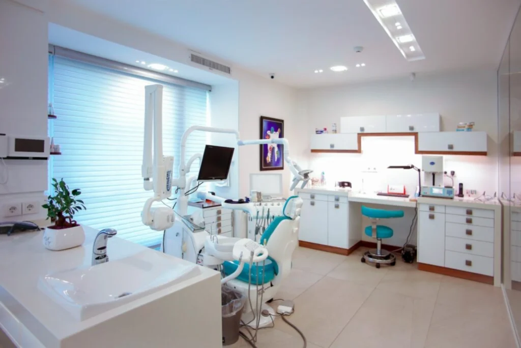Best Dentist in Hinjewadi – Expert Care at DentoFace